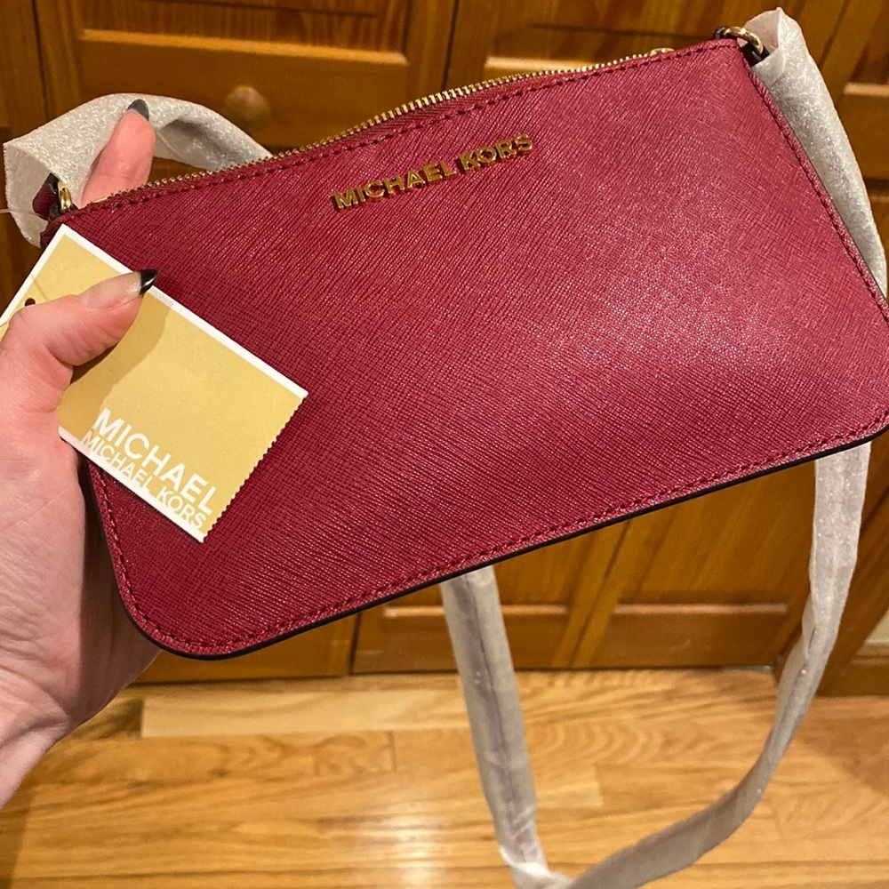 Cranberry crossbody
